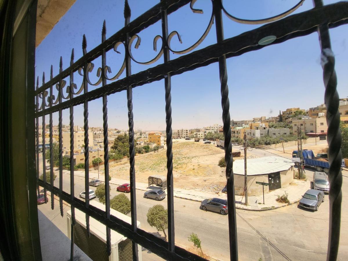 Ibn Kathir Apartment Madaba Eksteriør billede